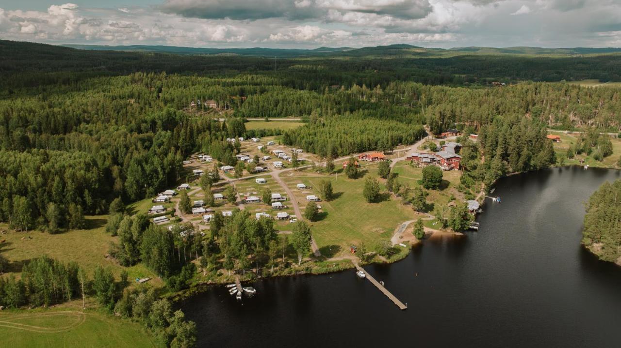 Barken Lodge Smedjebacken ภายนอก รูปภาพ