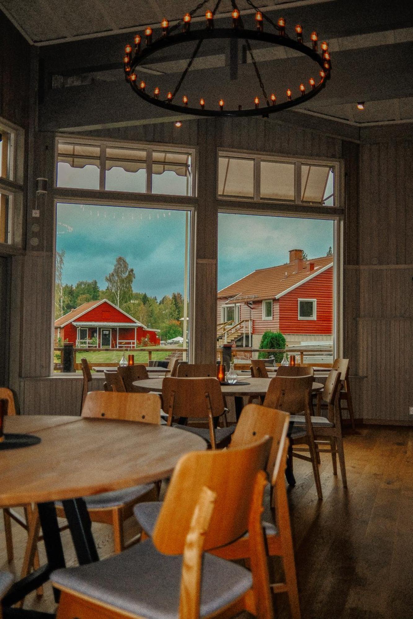Barken Lodge Smedjebacken ภายนอก รูปภาพ