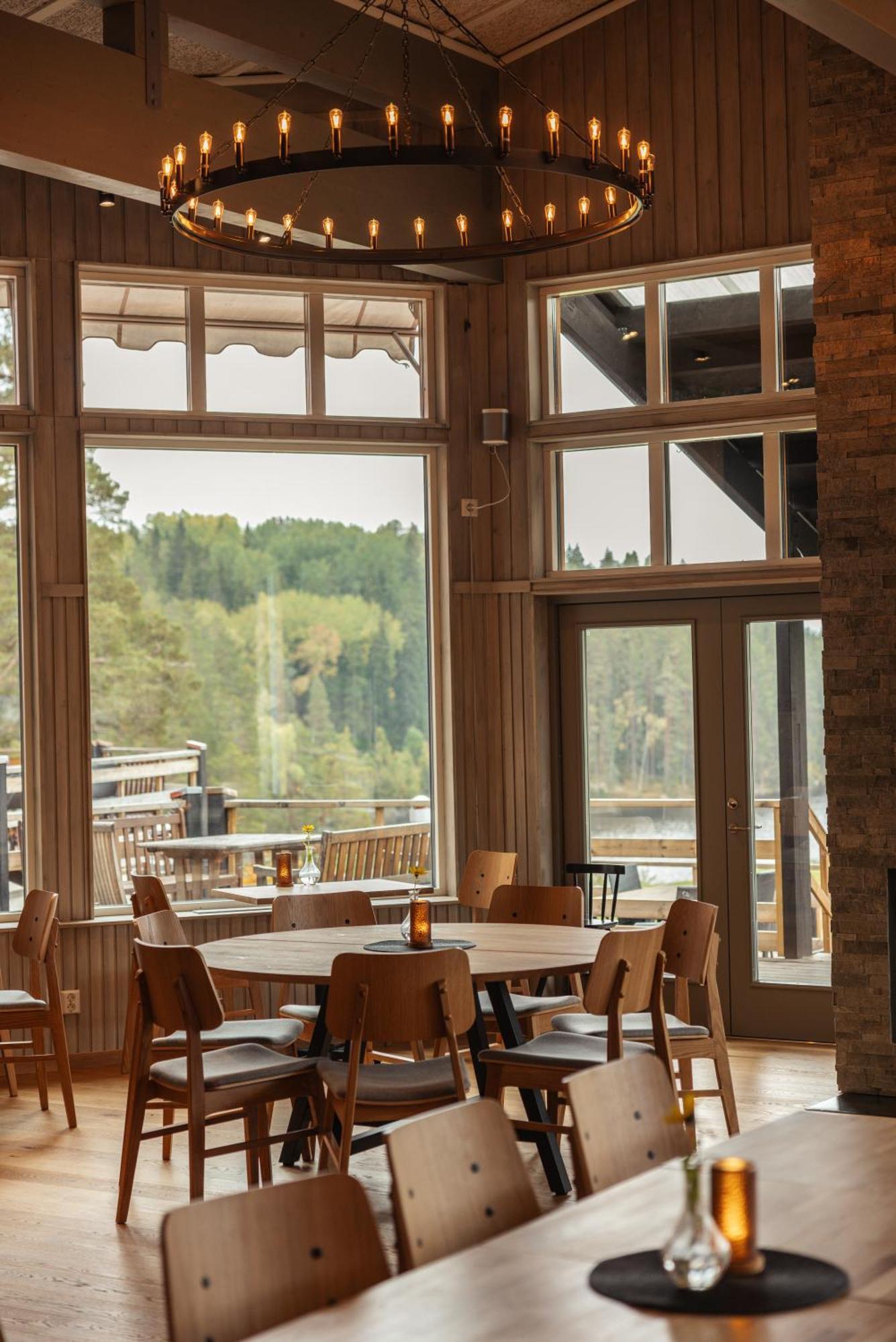 Barken Lodge Smedjebacken ภายนอก รูปภาพ