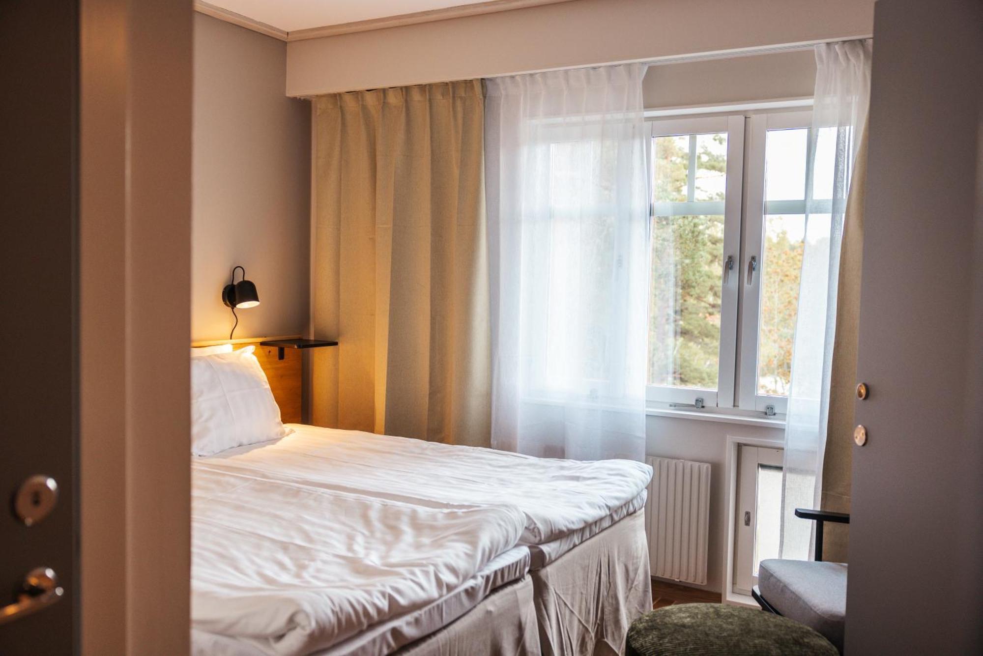 Barken Lodge Smedjebacken ภายนอก รูปภาพ