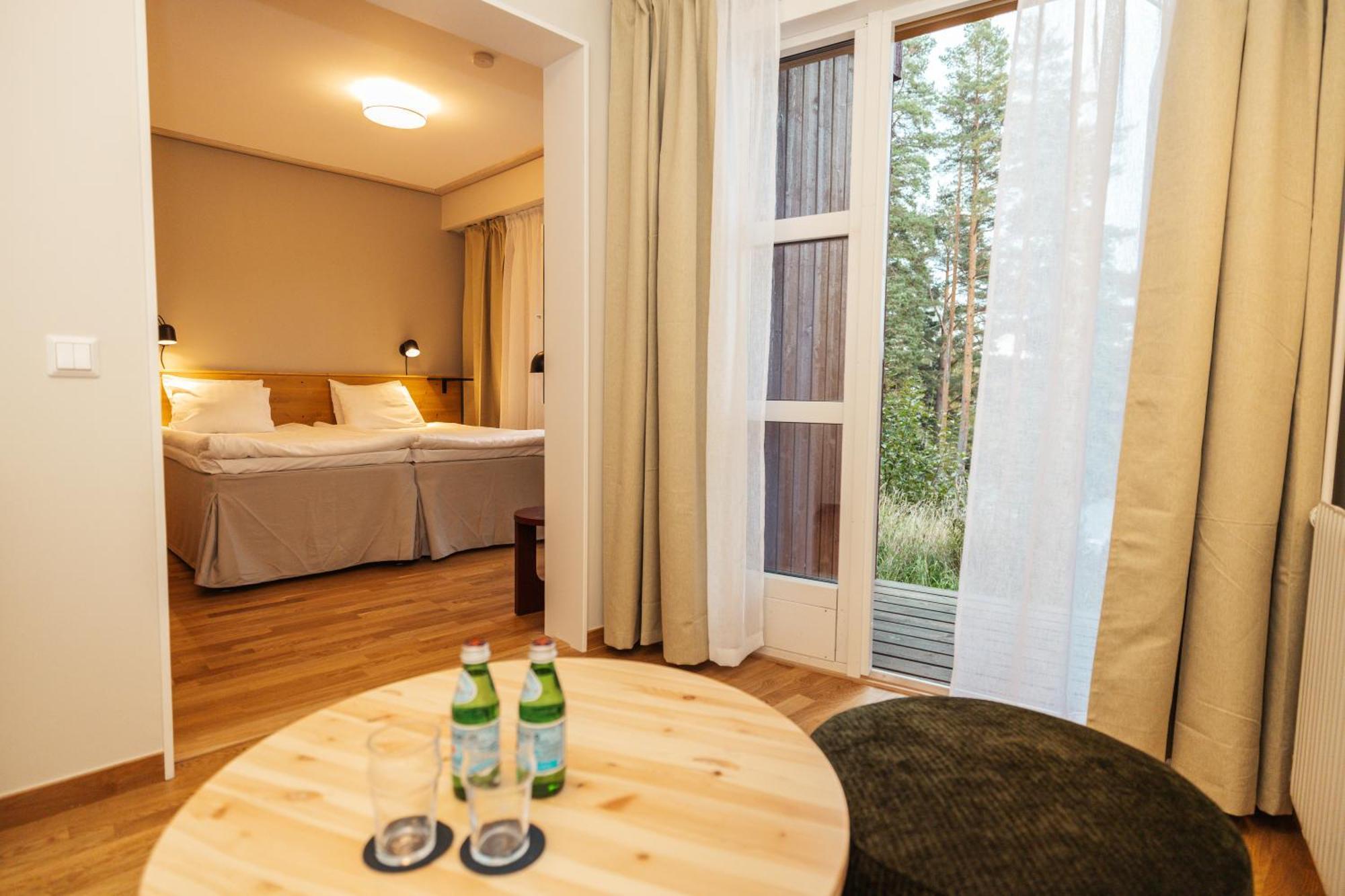 Barken Lodge Smedjebacken ภายนอก รูปภาพ